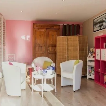 House Les Roses